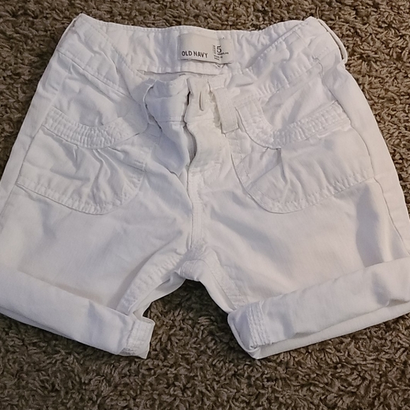 Girls white shorts - Picture 4 of 4